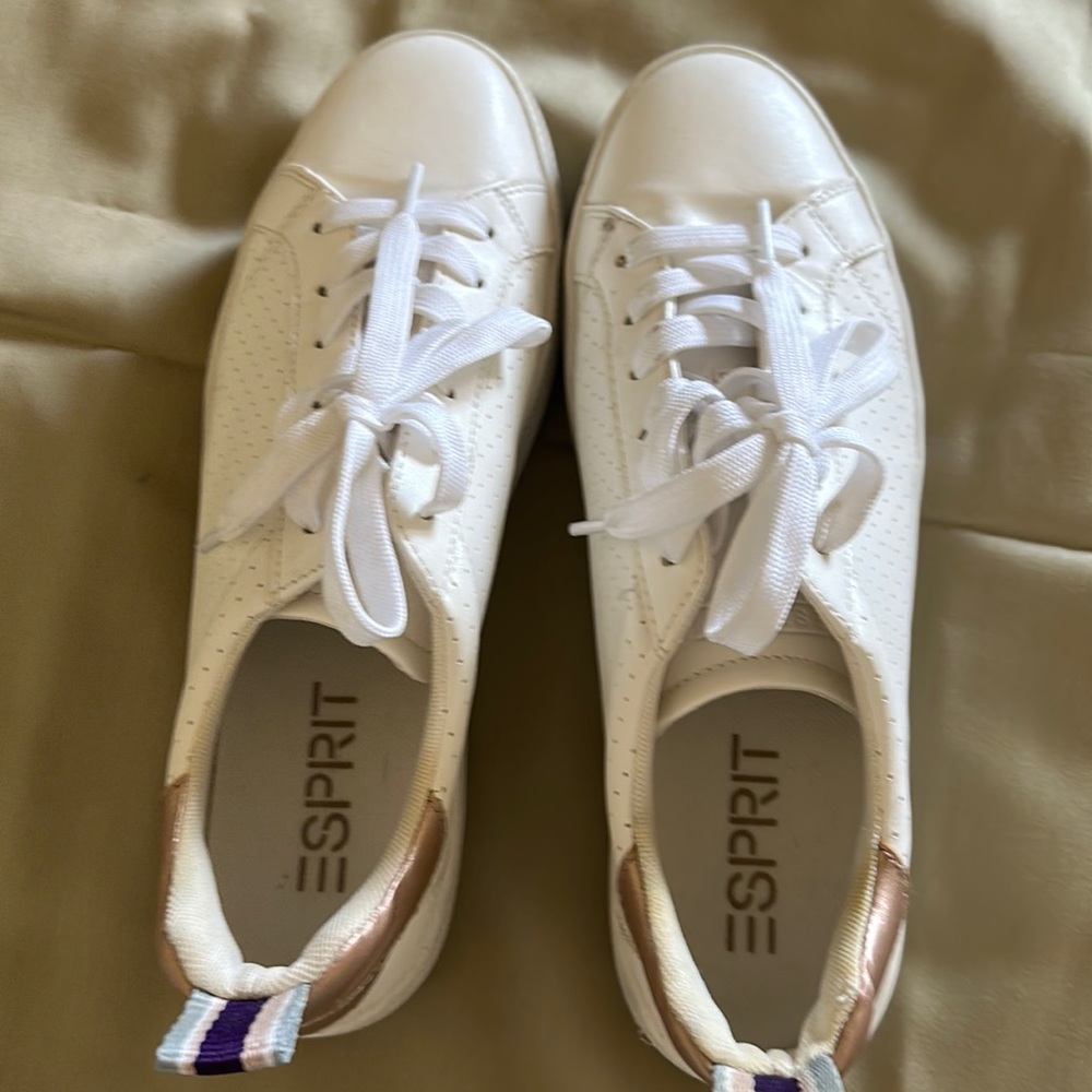 ESPRIT SHOES. SIZE 8.5